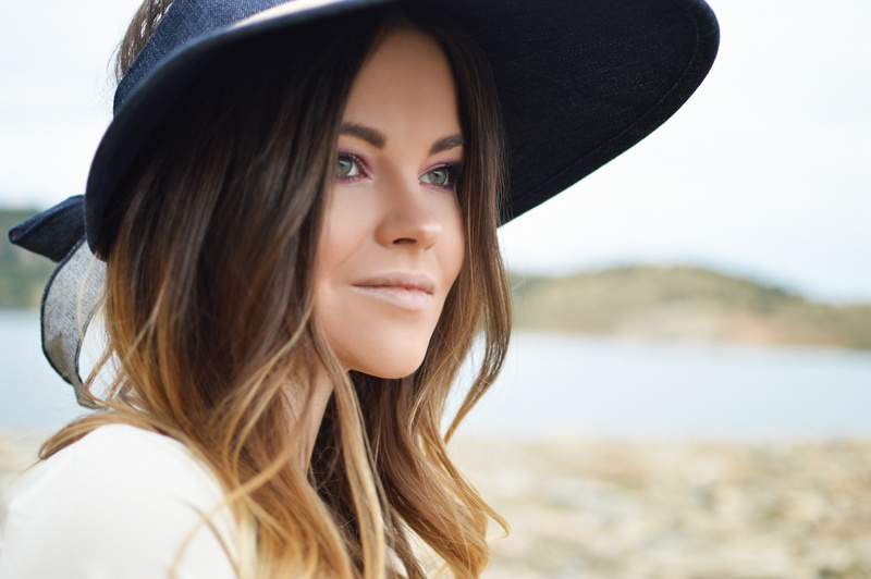 5K, one person, face, women, young adult, beach, woman, lady, standing, hat, clothing, black, green eye, contemplation, looking, hair, wearing, long hair