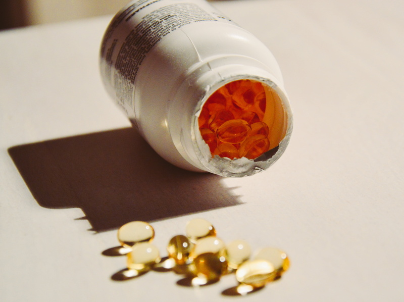no people, supplements, pill, healthcare and medicine, still life, pills, container, studio shot, health, 4K, drugs, variation, spilling, medication, vitamins