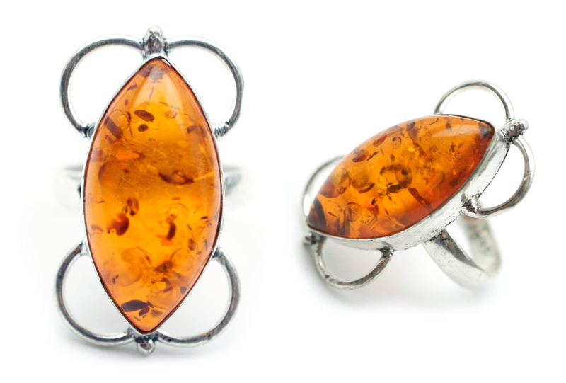 silver, amulet, gemstone, two objects, white background, food, orange, photo, rings, food and drink, brown, talisman, ring, resin, 2K, healthcare and medicine