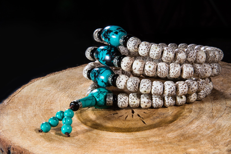 animal, precious gem, personal accessory, no people, luxury, bracelet, necklace, Buddha, Bodhi, jewelry, plant, close-up, nepal, cultures, Moon, indoors