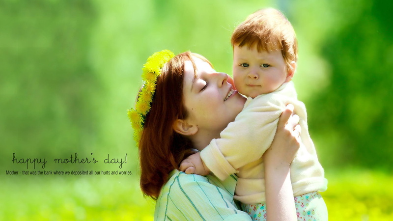 cheerful, cute, positive emotion, togetherness, portrait, kid, women, grass, lifestyle, expression, caucasian, focus on foreground, 1080P, innocence, casual clothing