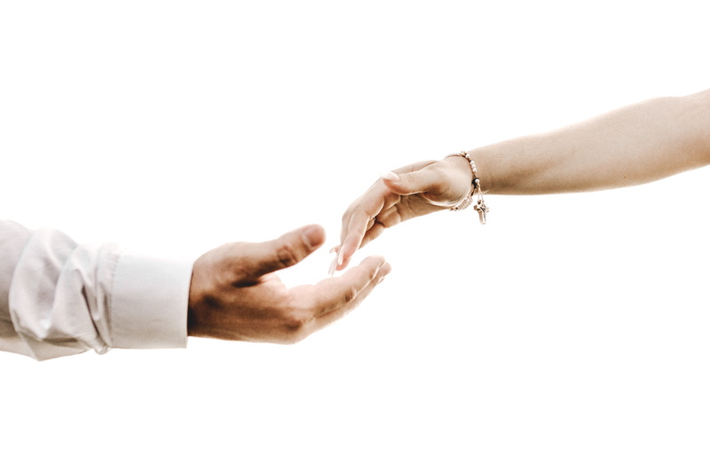 love, holding, couple, emotion, human body part, accessory, espiritually, adult, men, casal, finger, engagement, human hand, women, wrist, wedding, togetherness