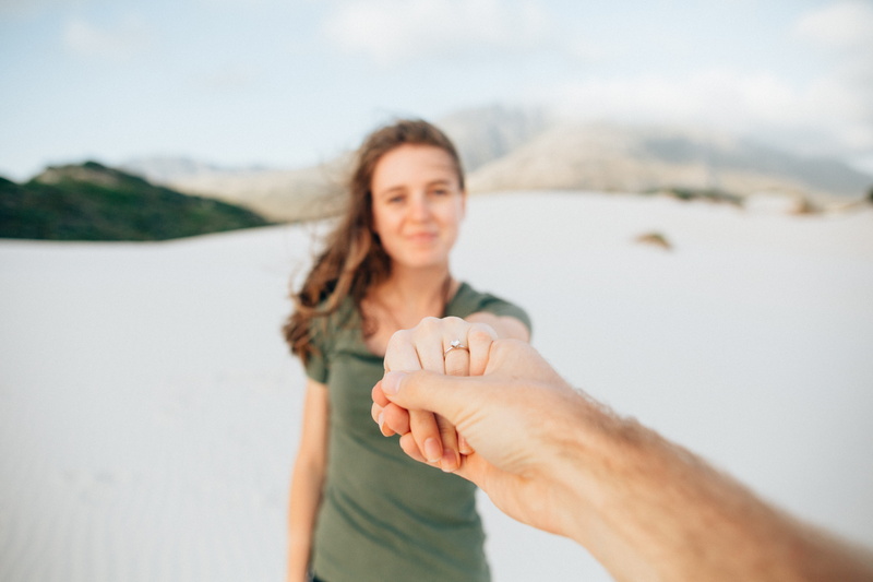 beautiful woman, hairstyle, massage, hand, face, female, top, wearing, smiling, happiness, holding hands, water, clothing, woman, sleeve, wrist, photography