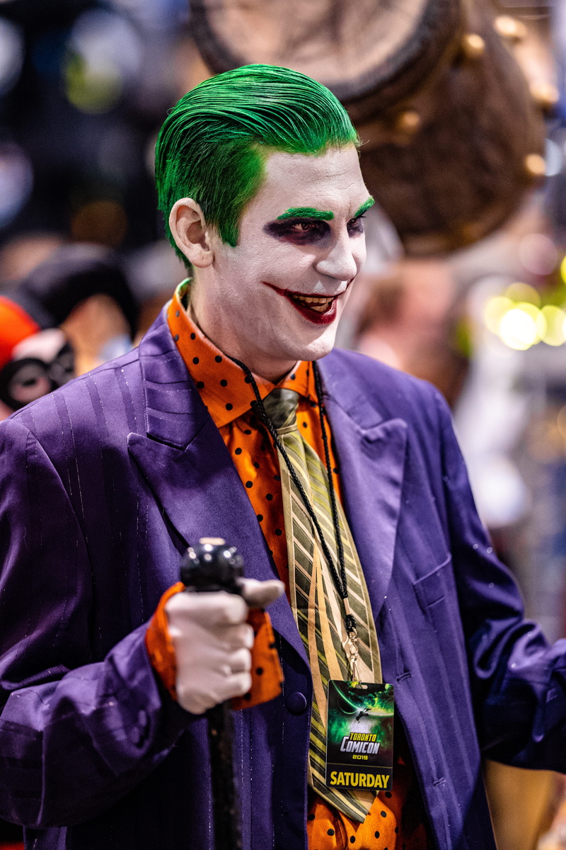 asphalt, smiling, focus on foreground, photography, portrait, joker, trademark, clown, incidental people, leisure activities, festival, waist up, young men
