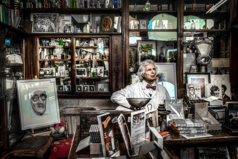 restaurant, shop, adult, emotion, suit, portrait, sitting, 5K, cabinet, ulysses, ireland, behind, mature adult, gray, nick-nacks, man, only men, occupation