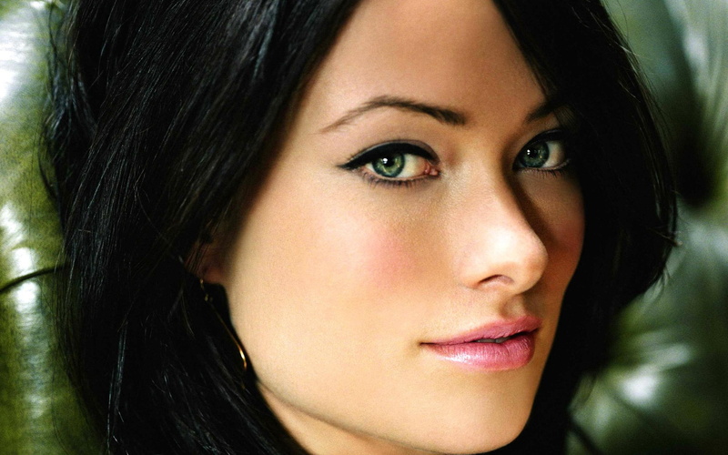 sofa, photo, green, girls, 2K, celebrity, mattress, wilde, celebrity gossip, olivia, olivia wilde
