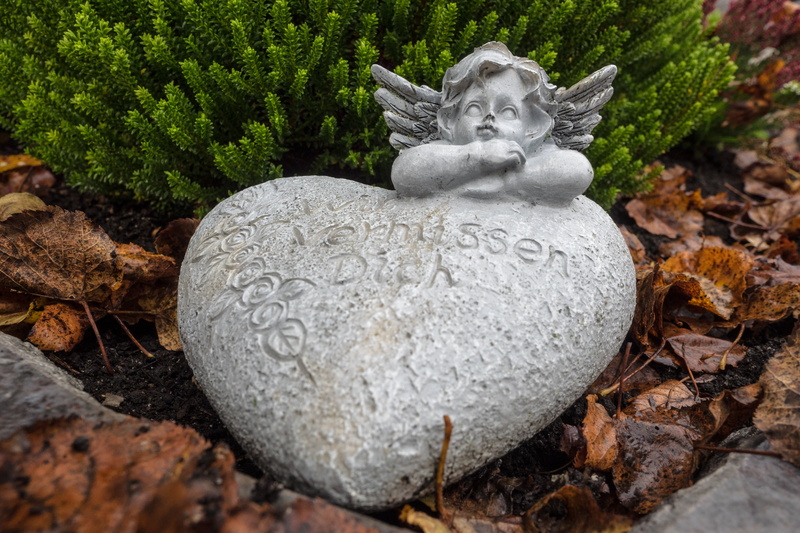 no people, cemetery, art and craft, 4K, transience, rock, grabschmuck, memorial, pebble, farewell, love, sculpture, craft, decorative items, tree, close-up