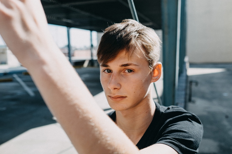 arms raised, healthy lifestyle, photography, determination, effort, 2K, sport, day, human limb, strength, body part, selective, sunlight, human arm, childhood