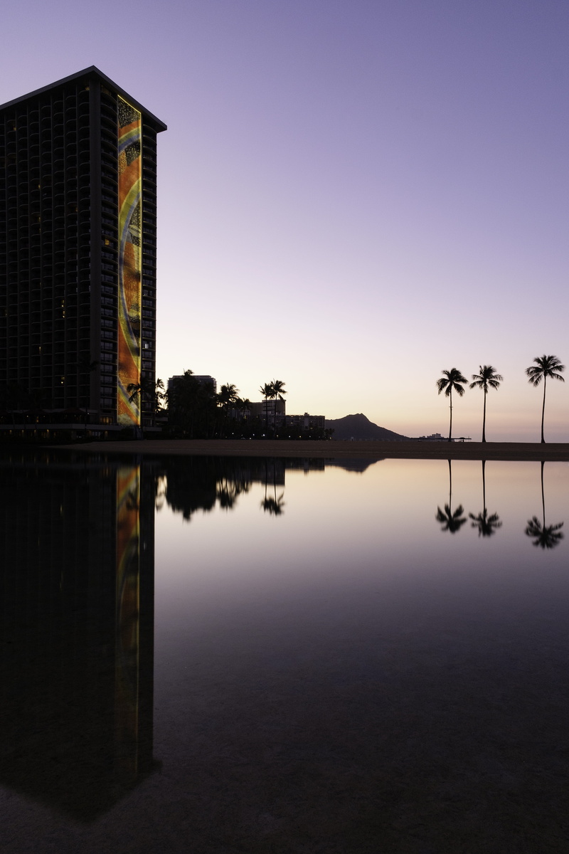 tranquil scene, lagoon, building, silhouette, waikiki, outdoors, sky, reflection, lake, water, honolulu, sunset, 5K, sunrise, hilton hawaiian village waikiki beach resort
