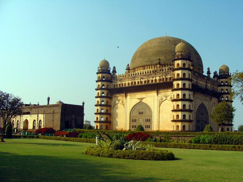 building, built structure, historic, karnataka, tomb, green color, day, building exterior, nature, copy space, travel destinations, 2K, india, tree, dome