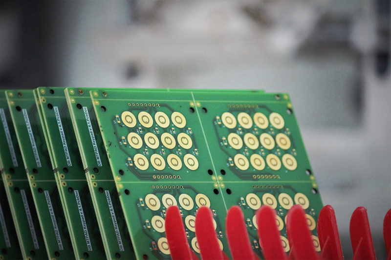 electrical equipment, focus on foreground, order, day, in a row, close-up, green color, outdoors, technical, component, electronics industry, engineering