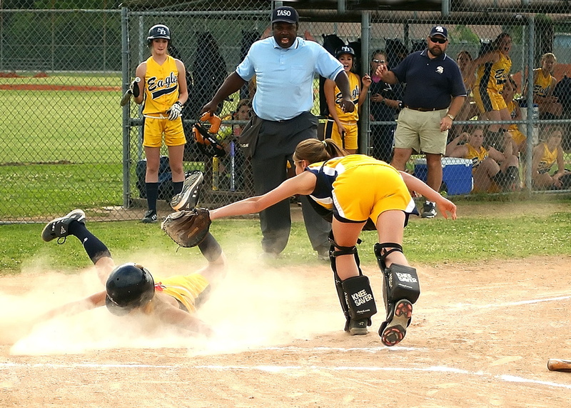 sliding, home, bench, american, softball, sports, umpire, medium group of people, playing field, coach, headwear, people, group of people, playing, female