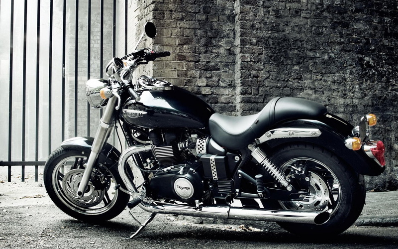 street, retro styled, motorcycle, transportation, scooter, built structure, mode of transportation, parking, building exterior, outdoors, 2013, Triumph