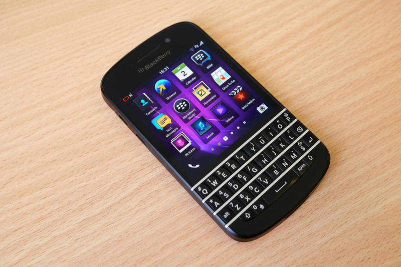 portable information device, computer, twitter, blackberry, equipment, business, mobile Phone, editorial, still life, smartphone, application Software