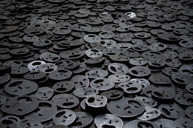 full frame, close-up, installation, button, high angle view, faces, 4K, wheel, museum, no people, jewish museum berlin, geometric shape, repetition, stack