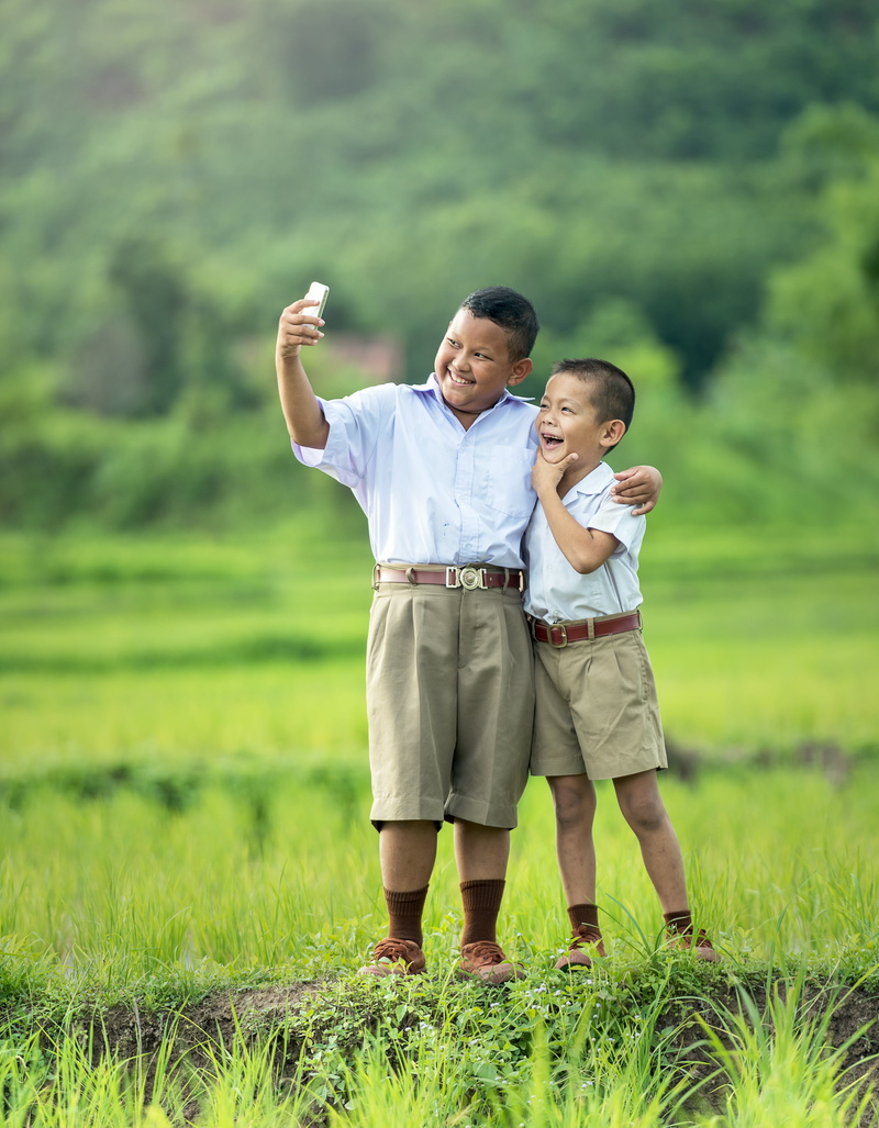 leisure activity, real people, white, field, smile, brethren, cell, separating, nature, males, love, people, photography, green, togetherness, uniform