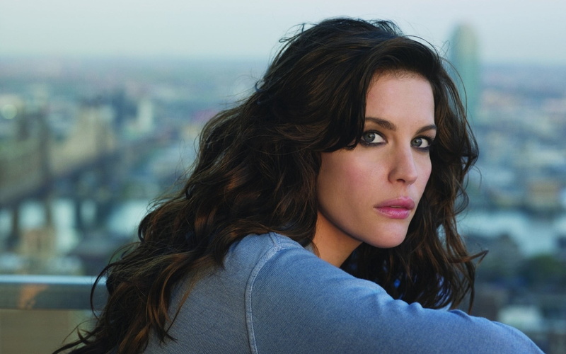 contemplation, one Woman Only, adults Only, beautiful, beautiful Woman, beauty, young Adult, beautiful People, focus on foreground, elegance, liv, headshot