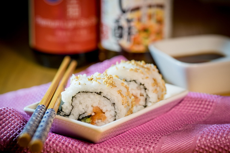indoors, plate, healthy, ready-to-eat, seafood, vitaminhaltig, smoked salmon, no people, wasabi, soy sauce, algae sheets, japanese food, gastronomy, benefit from