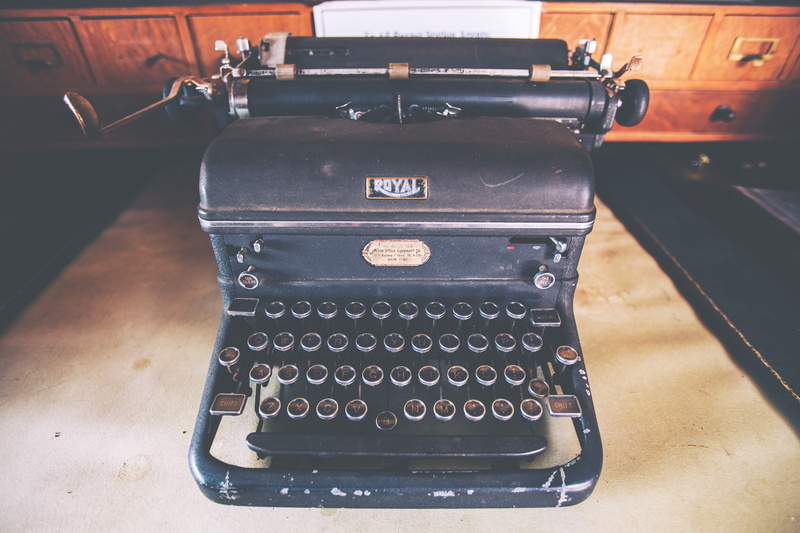 close-up, old, obsolete, western script, writing, table, communication, wood - Material, 4K, typewriter Keyboard, still life, metal, journalist, day, desk