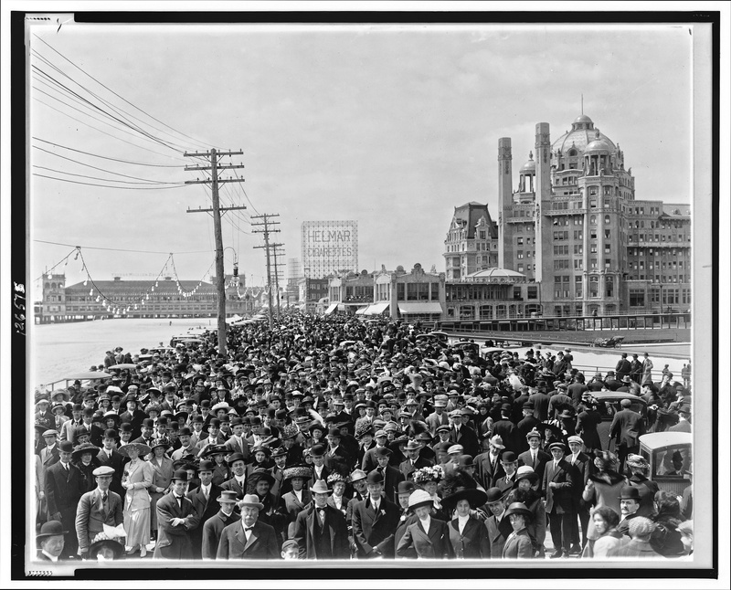 hotel, old, isolated On White, outdoors, Boardwalk, classical Style, lifestyles, photos, crowd, england, black And White, United States, real people, vintage