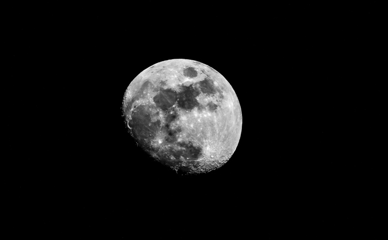 white, low angle view, planetary moon, shape, moon surface, outdoors, geometric shape, 5K, nature, idyllic, moon, majestic, moonlight, dark, Space, astrology