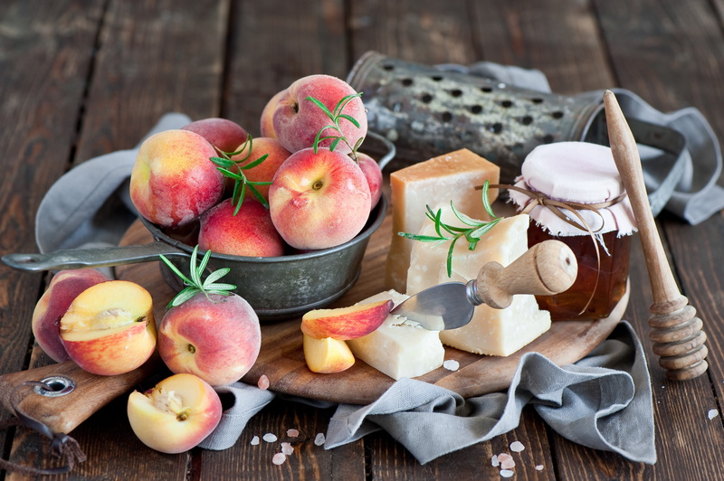 wooden, wooden surface, fruit, peaches, 4K, food, cheese, surface, honey