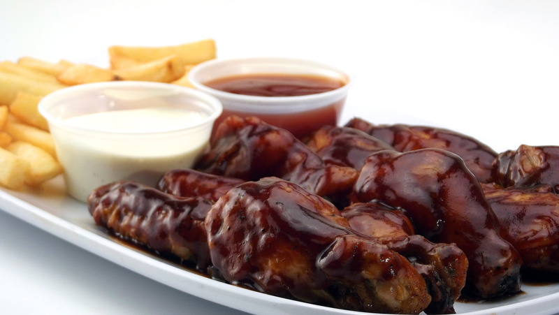 food and drink, no people, chocolate, country potatoes, healthy eating, 5K, bbq, close-up, potatoe wedges, indoors, grilled, chicken wings, studio shot