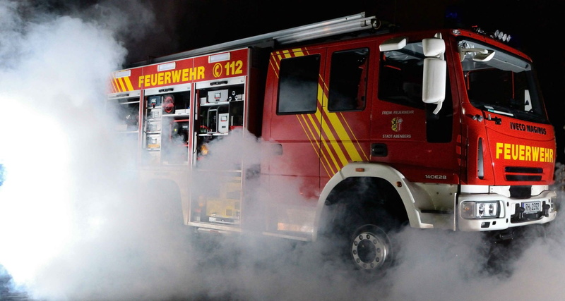 land vehicle, motion, emergency services occupation, accidents and disasters, firefighter, water, rescue, vehicle, warning sign, semi, feuerwehr, motor vehicle