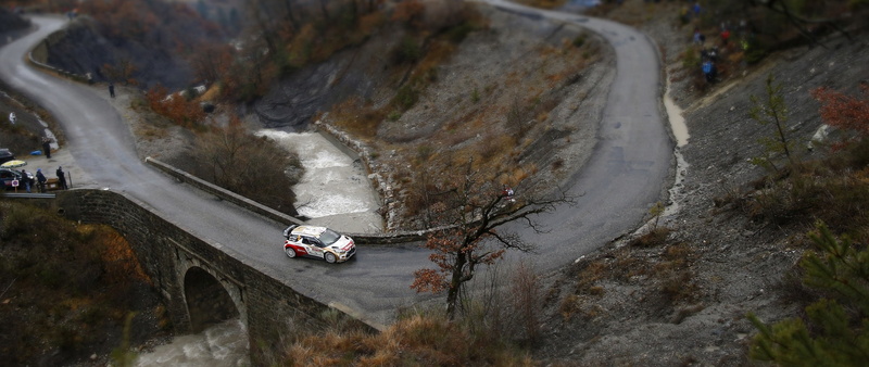 water, land vehicle, 2K, tree, high angle view, transportation, motor vehicle, motion, mountain, ultra-wide, travel, day, sports utility vehicle, road