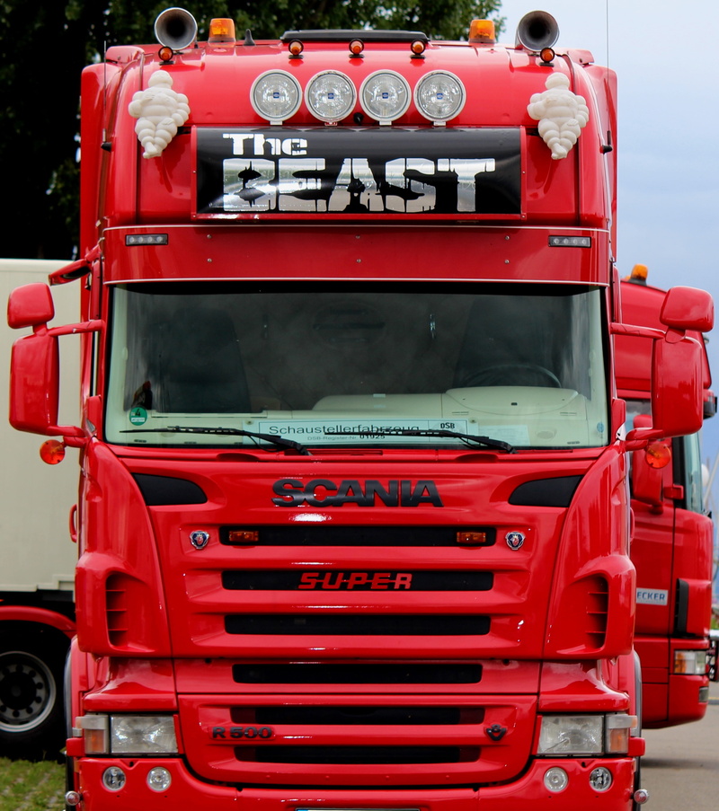 land vehicle, the front cover is, day, safety, accidents and disasters, real people, standing, front view, occupation, uniform, red, semi, emergency services occupation