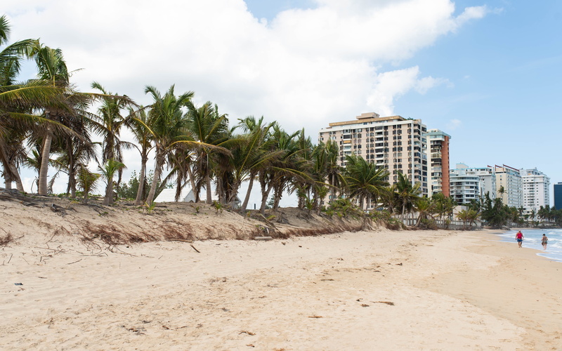 beautiful, outside, incidental people, day, outdoors, resorts, sunny, nature, tropical climate, isla verde, beach, waves, pr, land, holiday, sky, architecture
