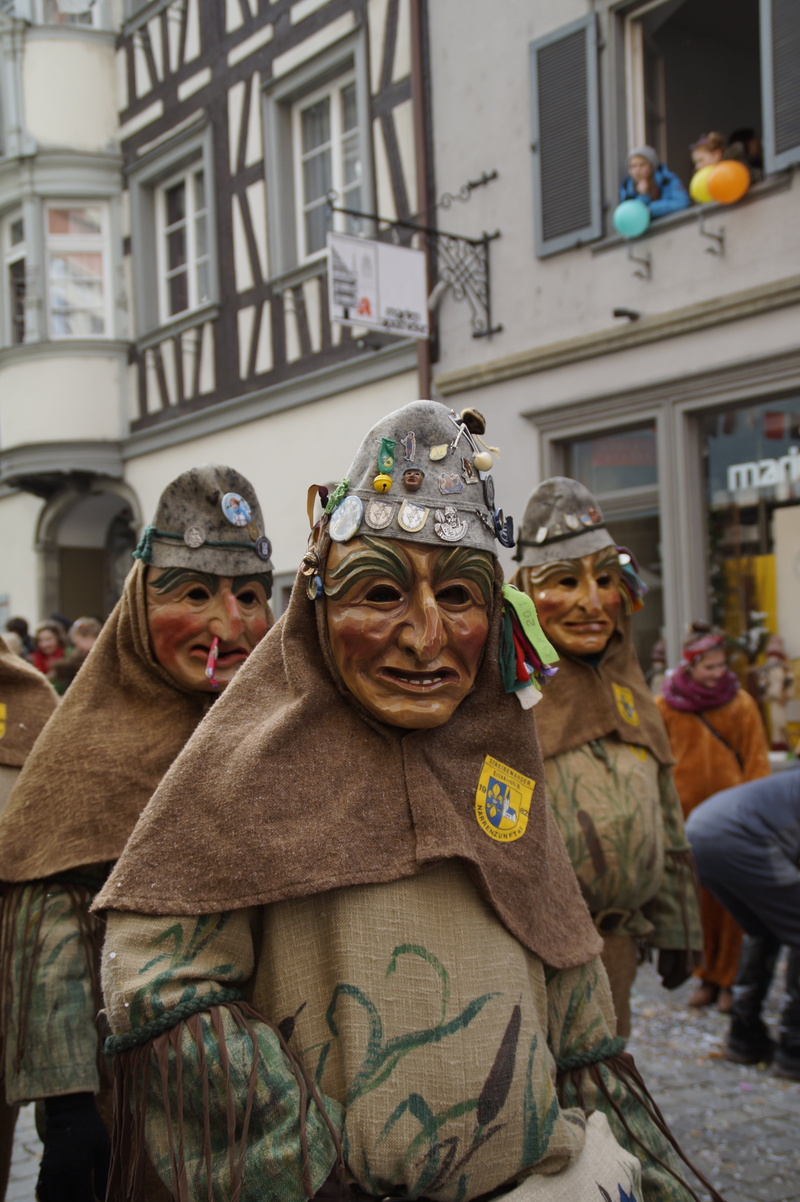 strassenfasnet, building exterior, architecture, street, custom, man, focus on foreground, fools guild, move, guild group, dressed up, portrait, fools jump