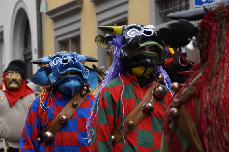 5K, carved, move, fools guild, masks, fools jump, allgäu, cows, custom, clothing, statue, cow, focus on foreground, laughing cow, celebration, creativity