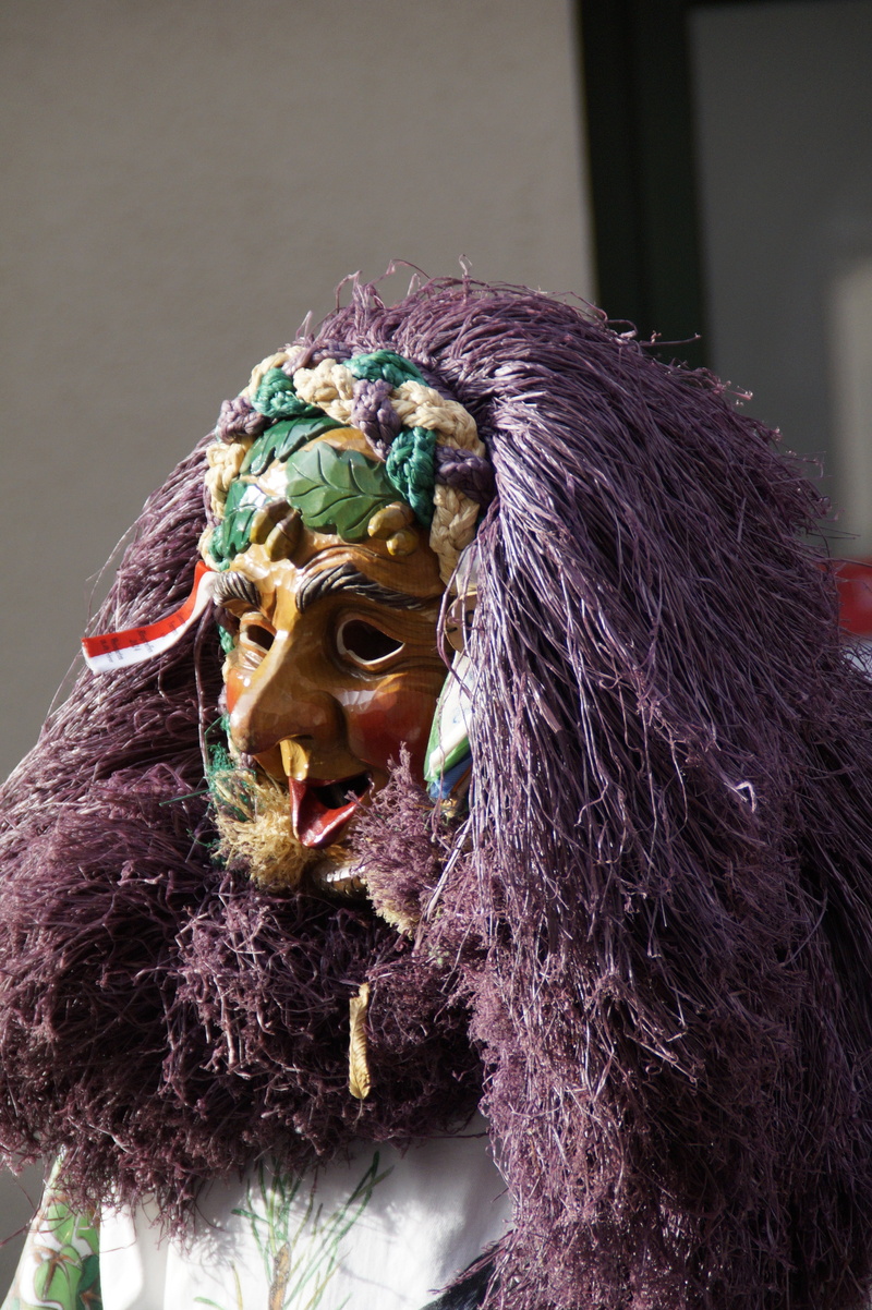 fool, move, haes, low angle view, larva, fools jump, creativity, fools guild, human representation, dressed up, adult, haestraeger, statue, baden württemberg
