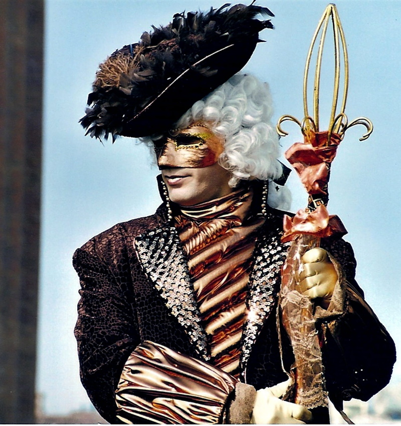 lifestyles, brass, one person, clothing, disguise, Venice, front view, feather, brown, decor, Mask, elegance, secret, headwear, waist up, real people, holding