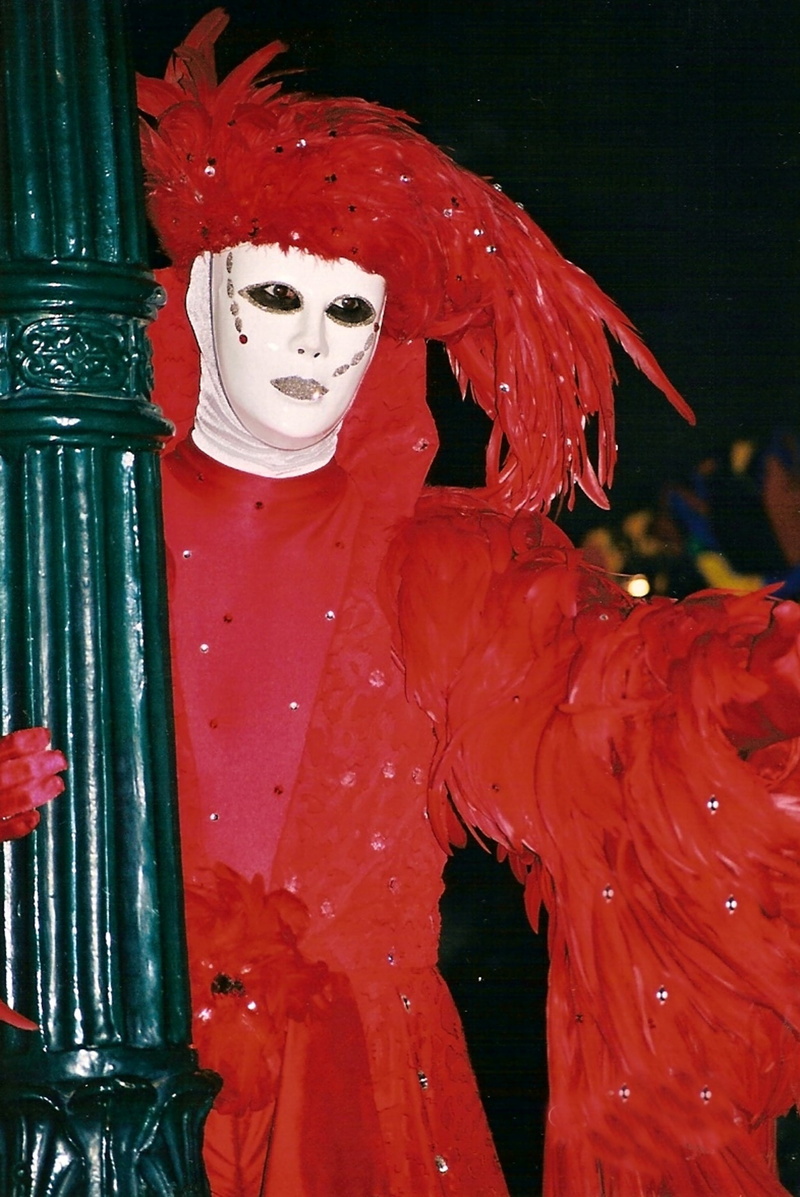 clothing, human representation, mask, one person, celebration, venice, move, palace, color, mask - disguise, disguise, portrait, rialto, art and craft
