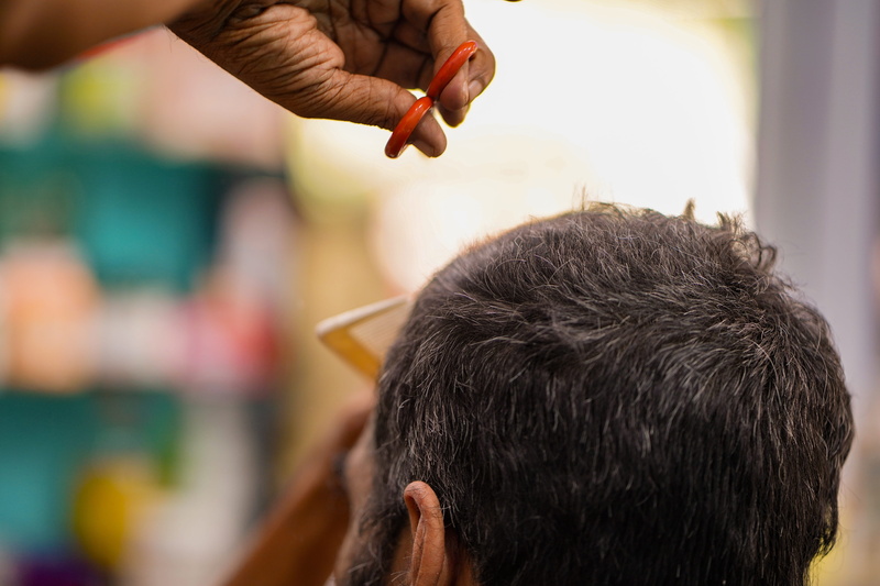 beard, body part, hairstyle, beauty, modern, two people, close-up, adult, men, scissors, barber, working, cross section, day, human hand, young men, beautician