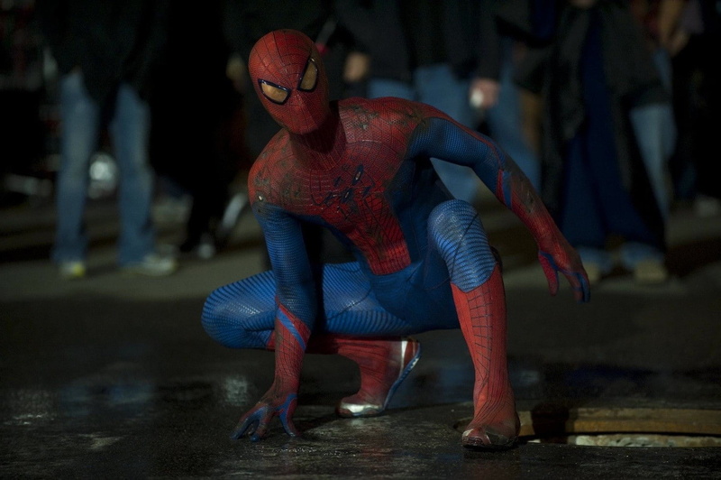 720P, adult, Spider-Man, tattoo, men, full length, outdoors, young adult, strength, human body part, sport, emotion, red, people, city, individuality