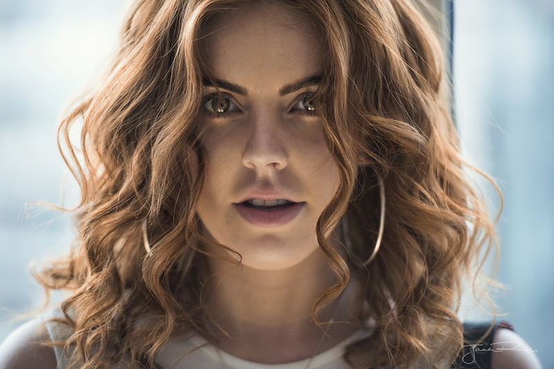 front view, women, close-up, hairstyle, wavy hair, long hair, portrait, adult, beauty, lifestyles, mouth open, brown hair, human face, young women, redhead