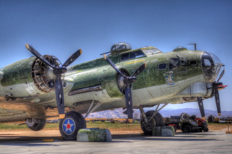 Boeing B-17 Flying Fortress, Bombers, 720P