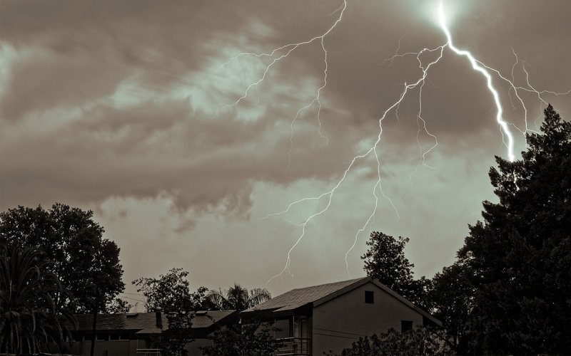 trees, cloud - sky, storm, building exterior, building, storm cloud, built structure, 1080P, ominous, black, architecture, thunderstorm, lightning, power
