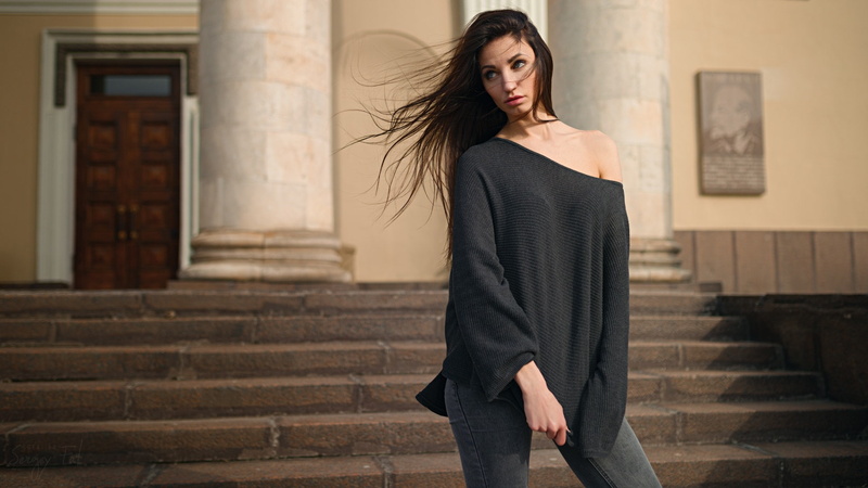 Sergey Fat, staircase, lifestyles, women, long hair, fashion, three quarter length, young adult, portrait, one person, architectural column, 1080P, hair