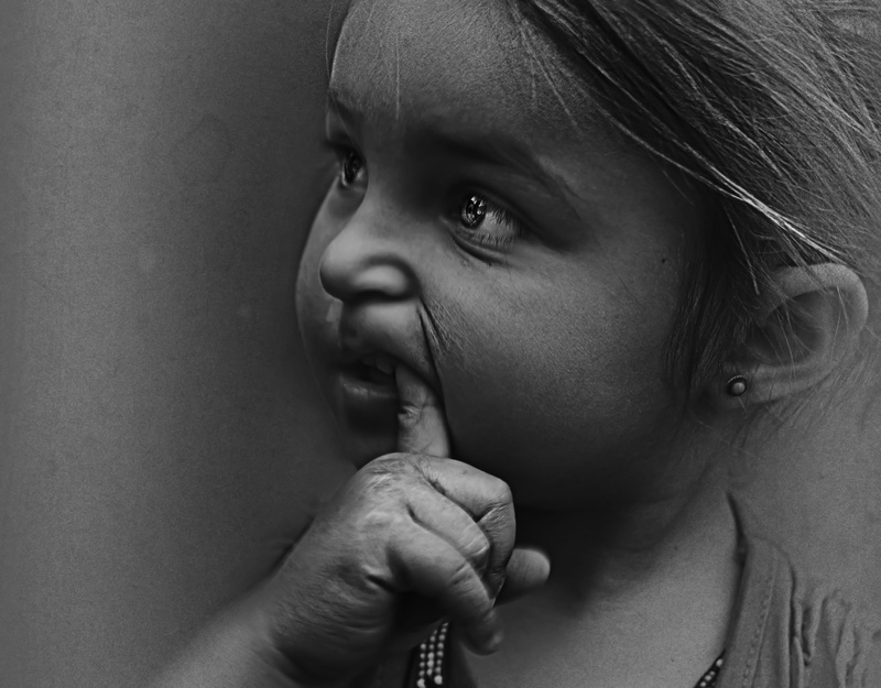 child, looking away, real people, human body part, contemplation, childhood, human face, 2K, women, indoors, girl, grayscale, photography, black, girls