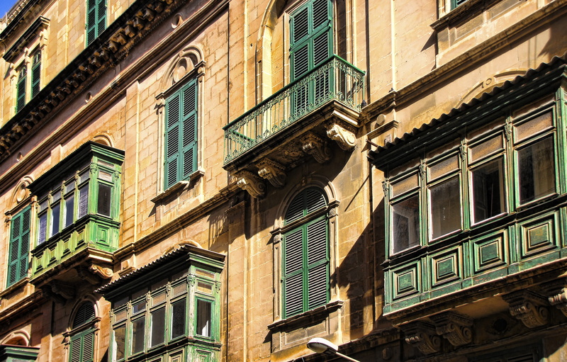 classical style, full frame, no people, window, house, valletta, nature, apartment, built structure, bowever, 4K, ornate, low angle view, bank, malta