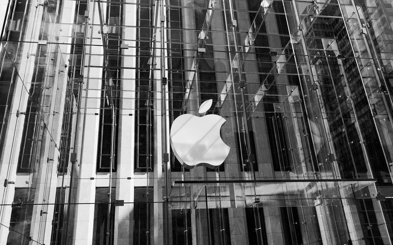 outdoors, reflection, residential district, skyscraper, day, 2K, Logo, transparent, City, Firm, architecture, glass - material, Apple, Brand, Mac, office