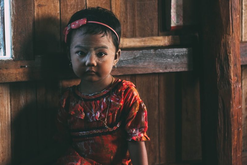 color Image, girls, innocence, cute, 4K, lifestyles, wood - material, children only, poverty, headshot, room, near, necklace, scoop neck, red, child, standing