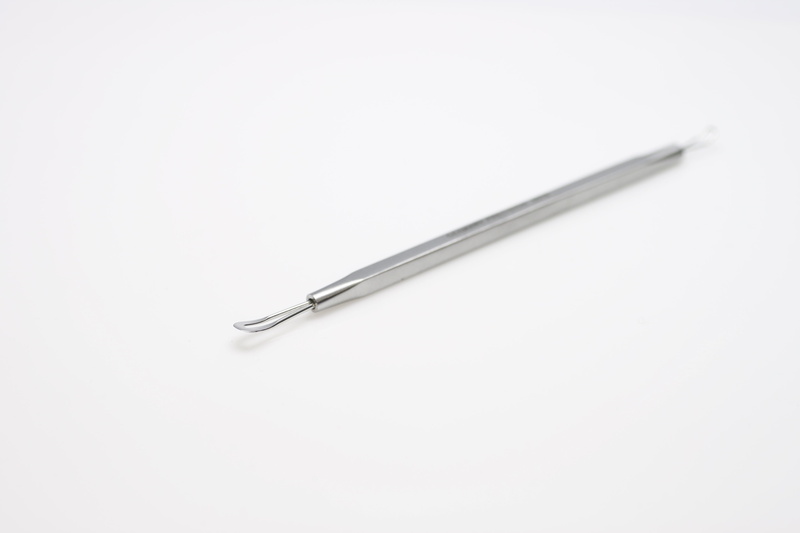 acne extruder, copy space, silver colored, 4K, extruder wire, equipment, close-up, work tool, white background, single object, macro, cut out, antique
