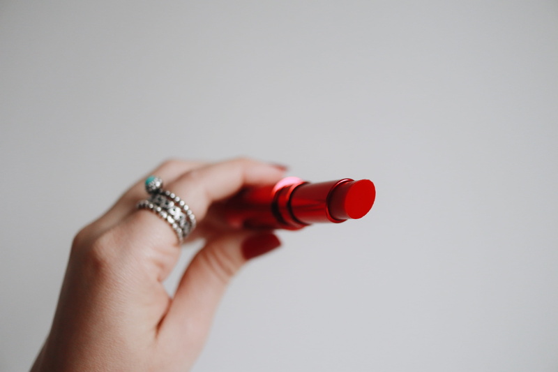 people, close up, close, red, women, bottle, beauty, backgrounds, benefit, holding, lip balm, person, human Hand, hand, 4K, ring, benebalm, single Object