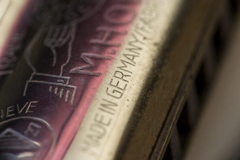 selective focus, sport, text, social issues, no people, finance, 5K, food and drink, healthcare and medicine, indoors, engraver, macro, man made object