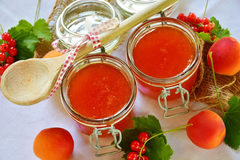 glass, wooden, fruit, sweetness, wellbeing, breakfast, beside, eat, homemade, food, jam jars, cook self-made, sugar, tomato, make a, natural foods, preparations